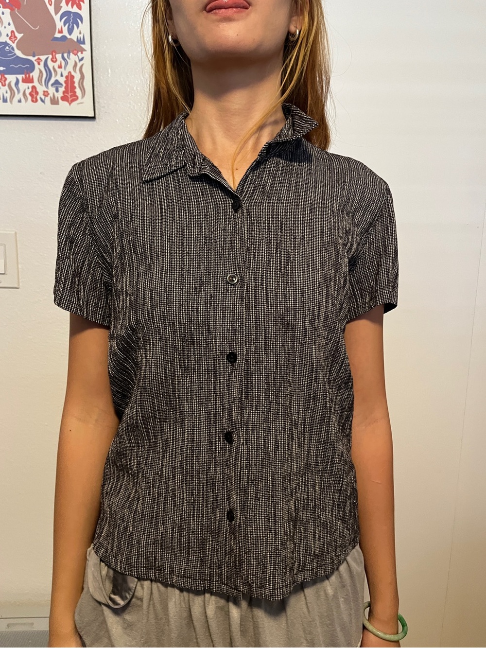 Vintage Women's Short-Sleeve Button-Down Shirt in Black and White